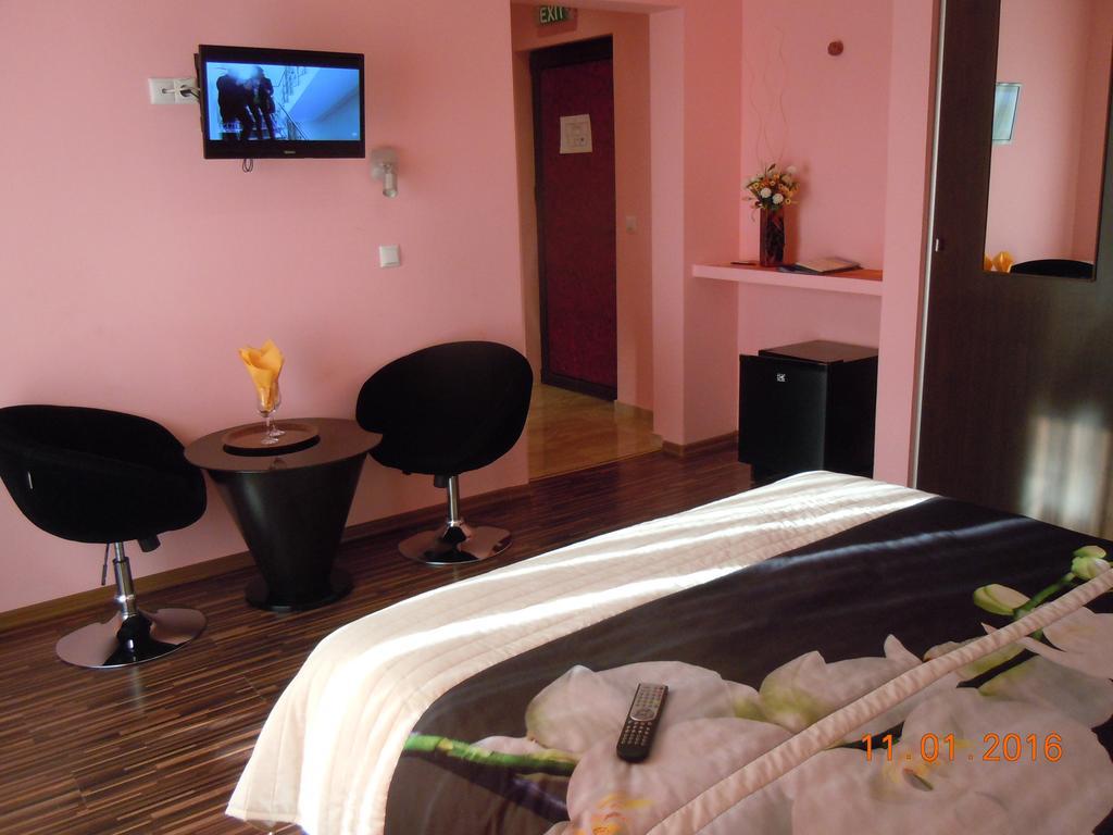 Pensiunea Marina Câmpina Habitación foto
